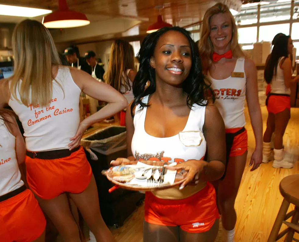 Hooters To Open Its First Casino Hotel